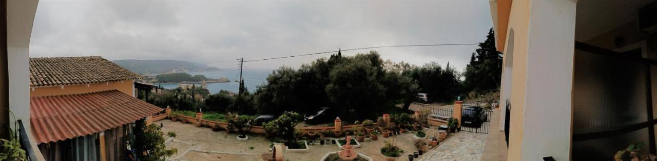 Vassilis Apartments Palaiokastritsa Esterno foto