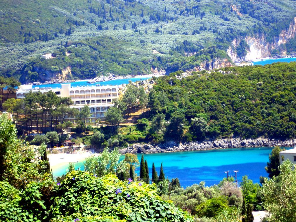 Vassilis Apartments Palaiokastritsa Esterno foto